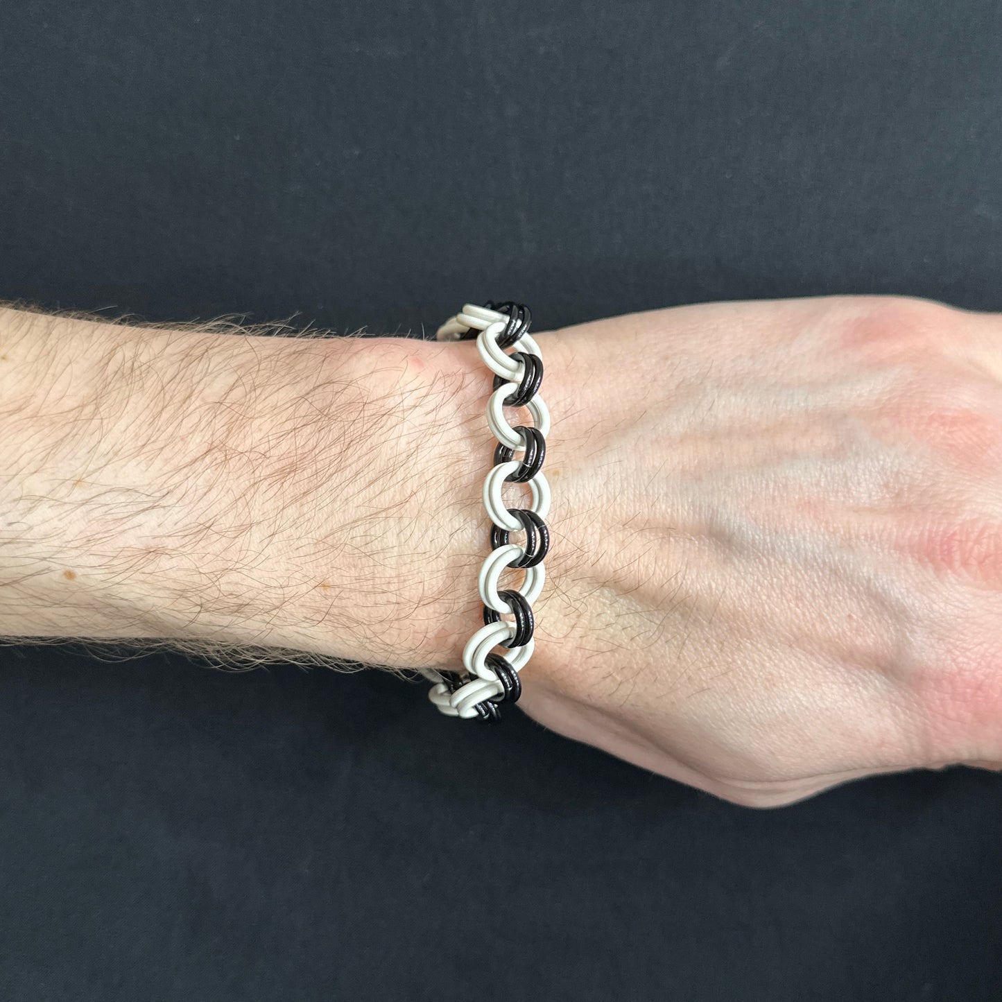 The Bracelet: Black / White